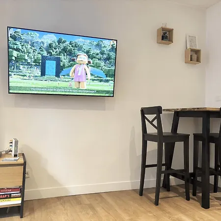 Hypercentre De - 4 Voyageurs * Rijsel